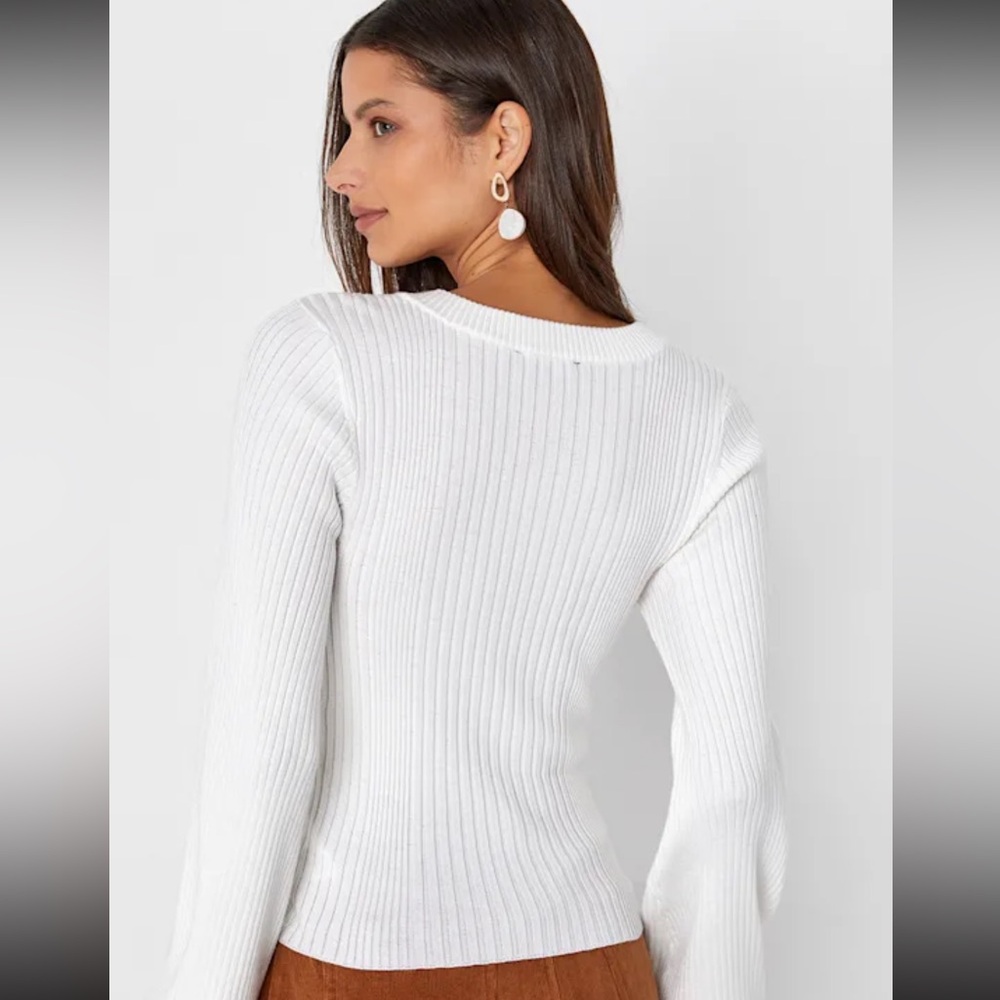 NWOT Lulus Subtle Sensation White Ribbed V-neck Sweater Top - Size M - Picture 7 of 8